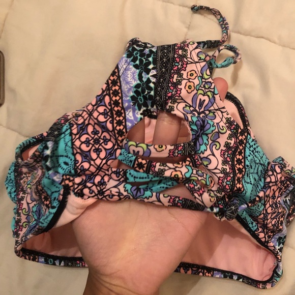 bikini top - Picture 2 of 3